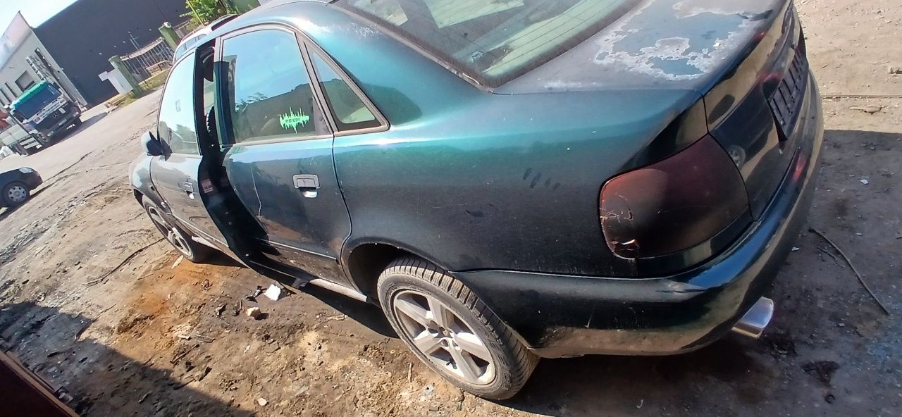 Audi a4 1.8 125hp 1997