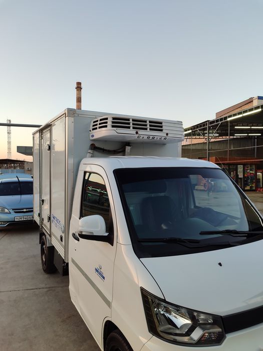 Рефрежиратор холодильник сотилади холати яхши