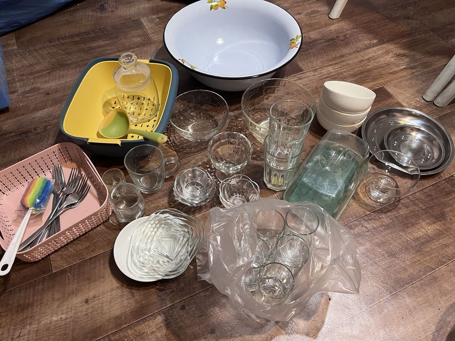 Вся посуда на трех фото за 5 тыс тг.
