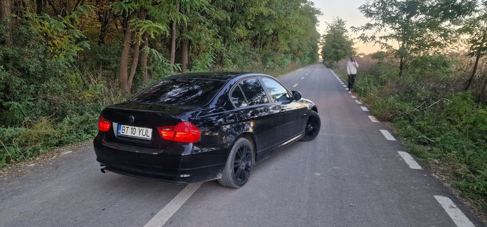 Vând bmw e90 facelift