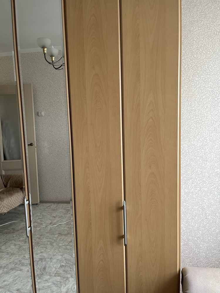 Продам шкаф в отличном состоянии