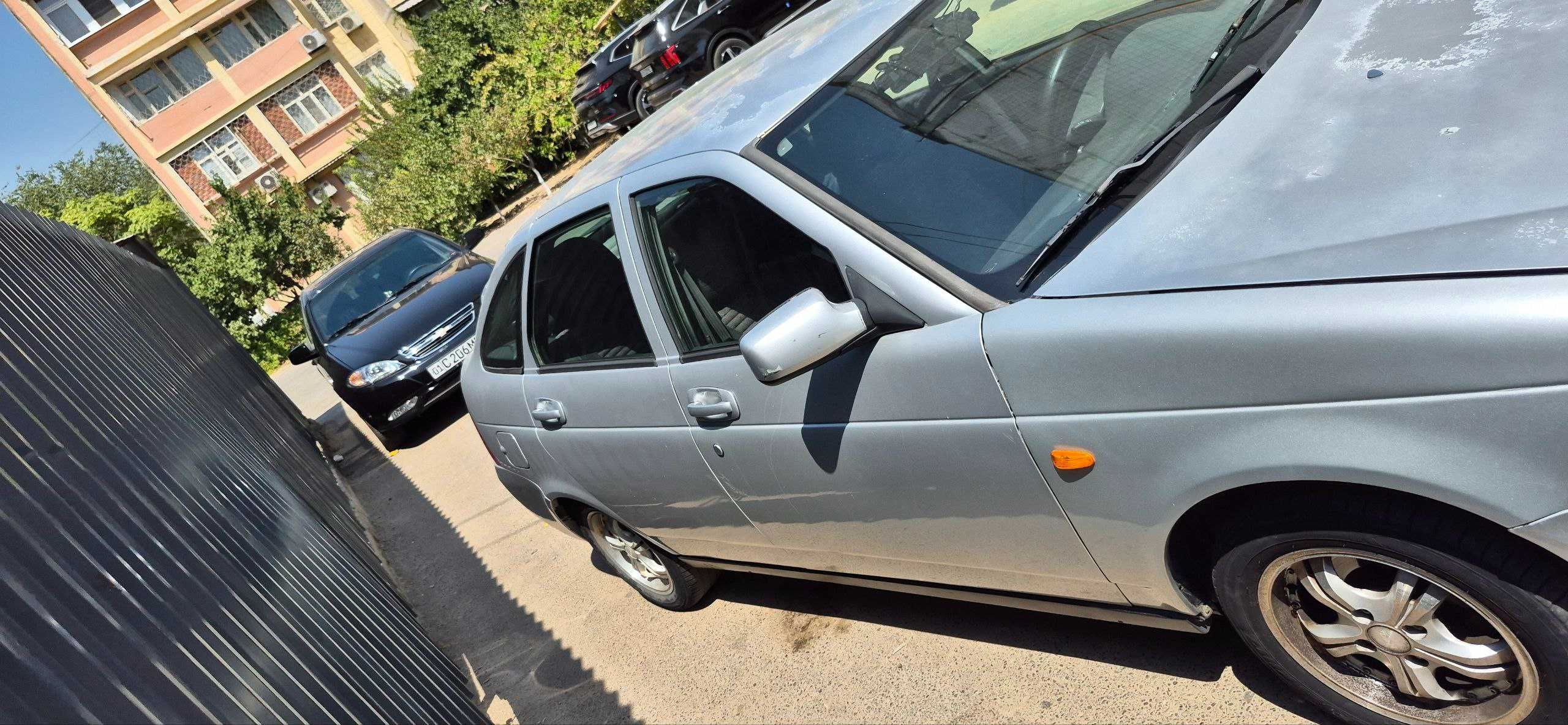 Продается Lada Priora 2172