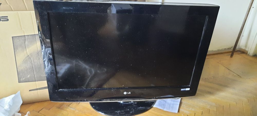 Televizor LCD LG, mare, 81cm, FullHD, 32LH3000