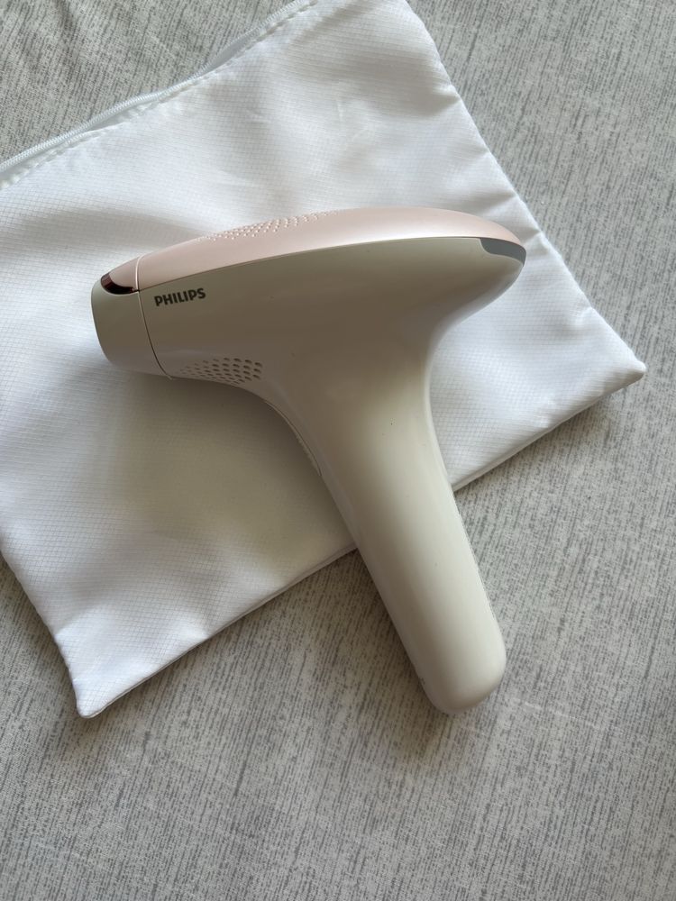 Фотоепилатор Philips Lumea IPL Advanced SC1994/00