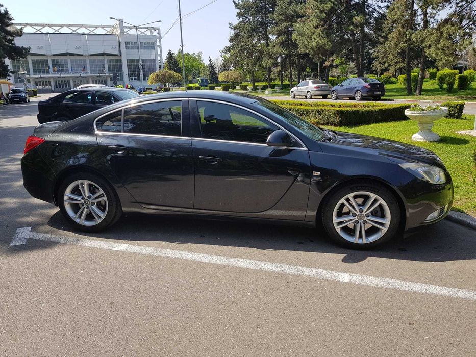 Opel Insignia 1.8