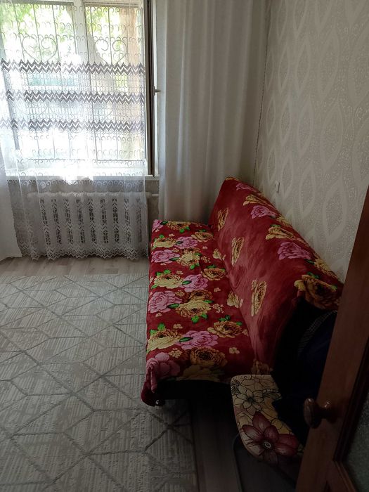 Сдам комнату в 5-ти комнатной квартире