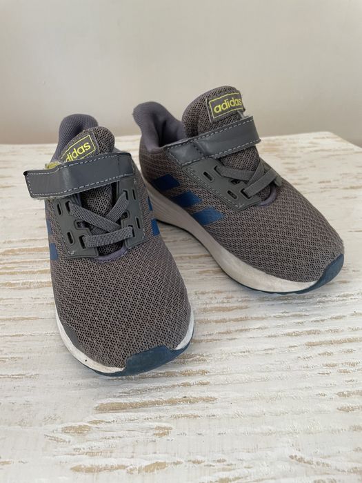 Nike маратонки 24 номер