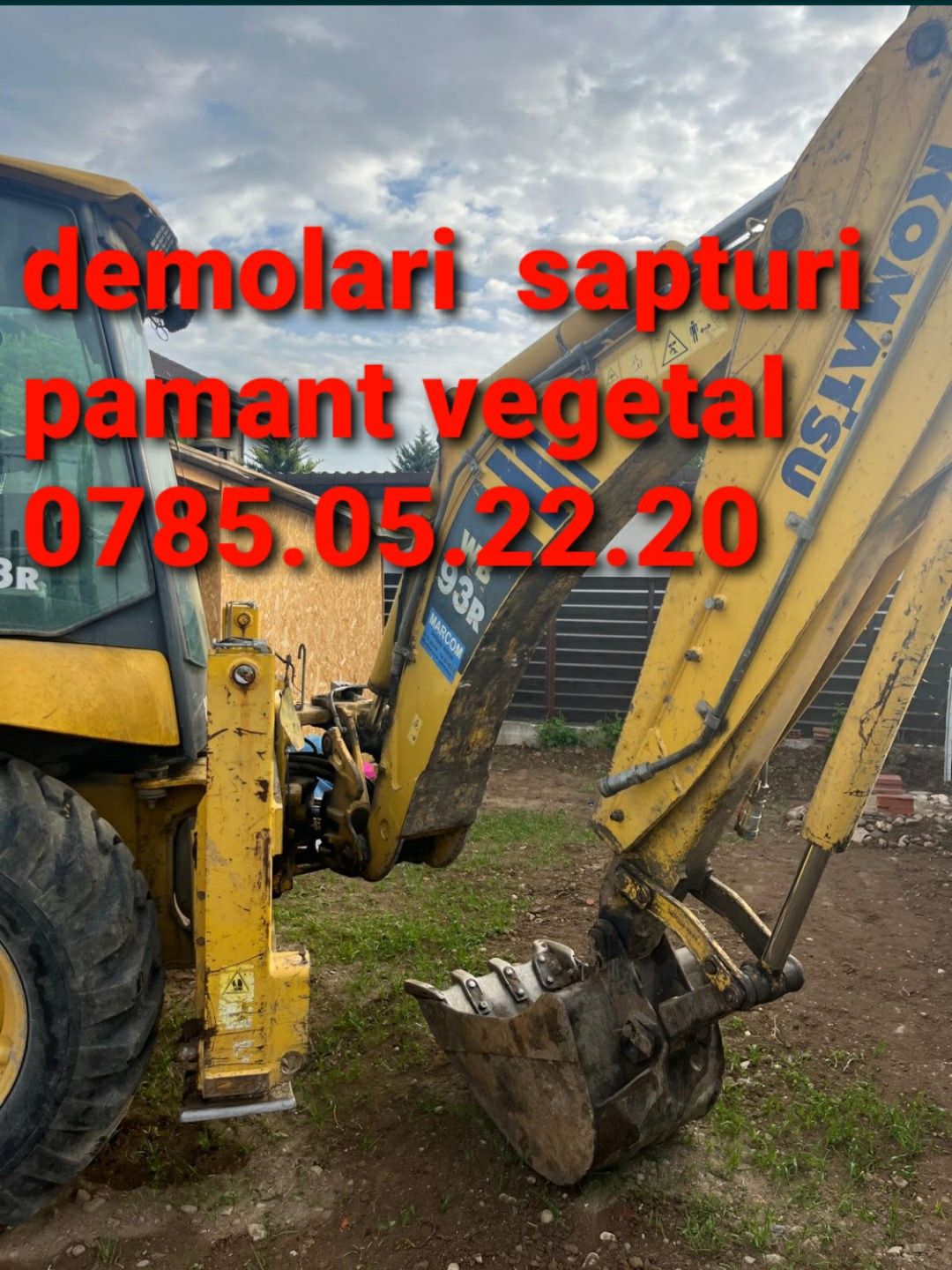 Execut cu buldoexcavator excavari demolari si transport pamant vegetal