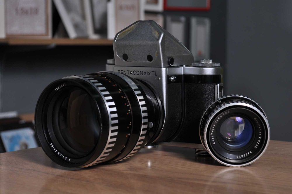 Pentacon Six TL + 80mm f2.8 + 180mm f2.8(defect)