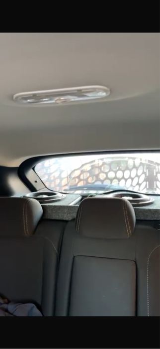 Montez sistem audio la domiciliu