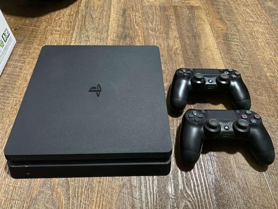 Ps 4 slim 1 террабайт  + игры