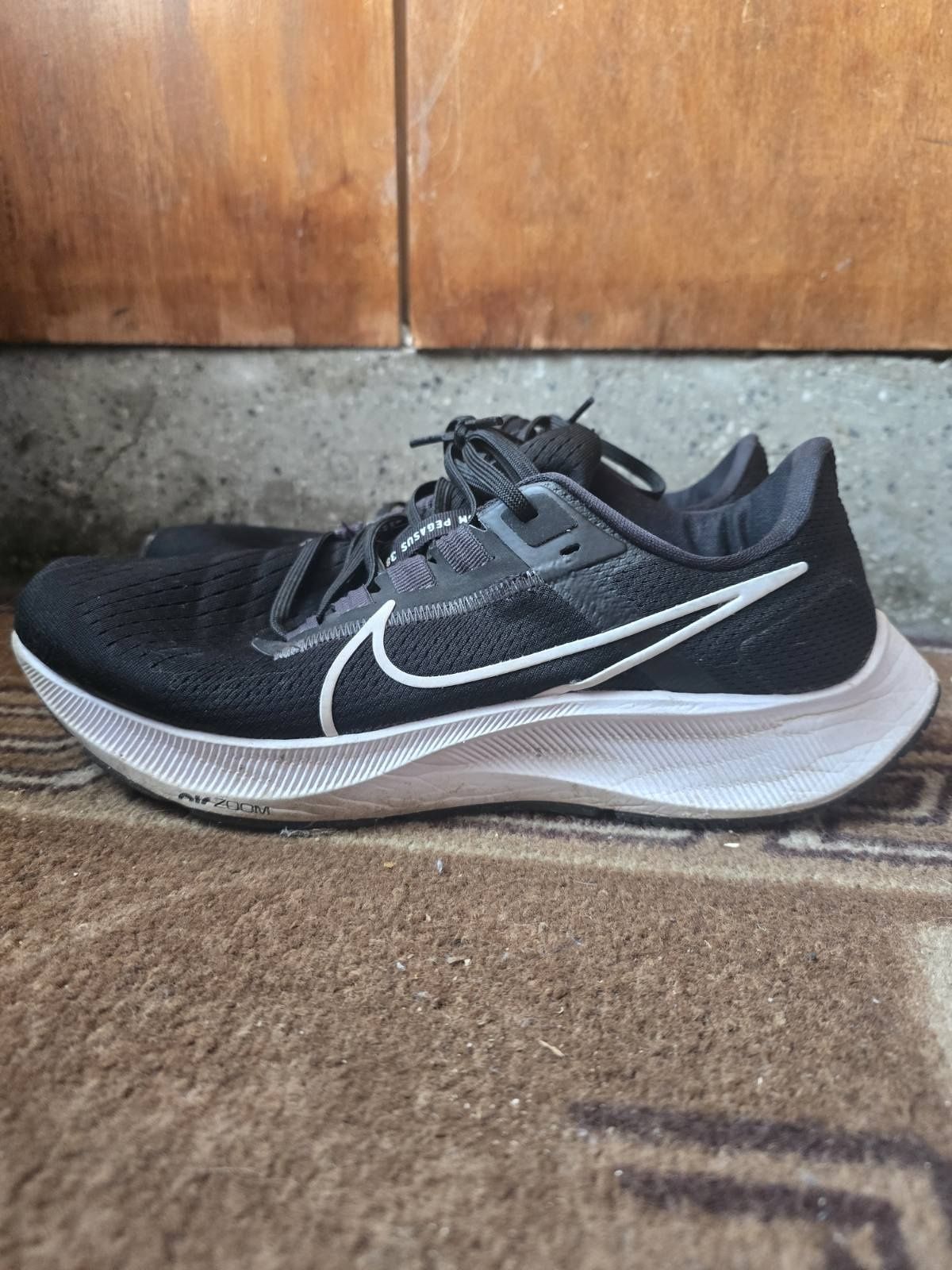 Маратонки Nike!!!