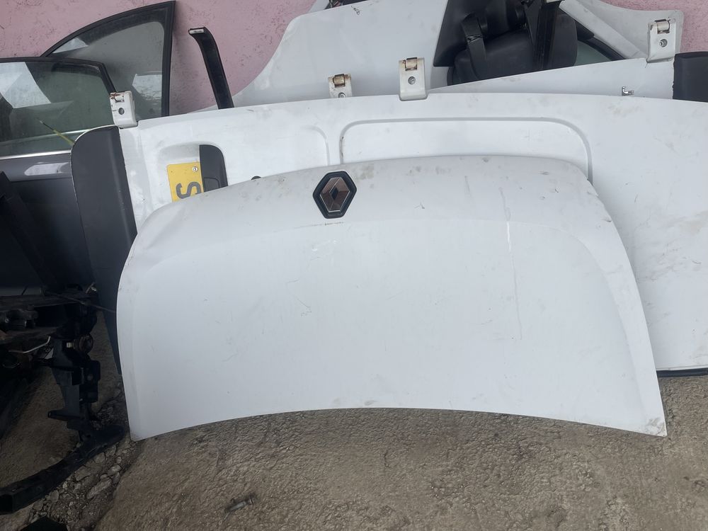 Capota renault master 2011 cu defect