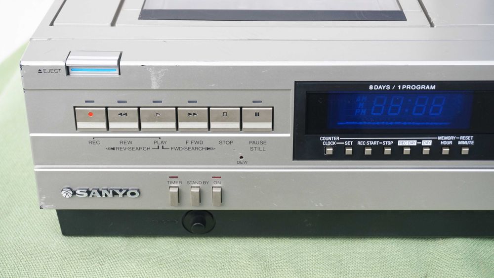 Video recorder Betacord (Betamax)  SANYO VTC-5000