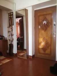 Vand apartament 2 camere Targu Jiu central