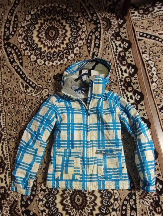 Горнолыжная куртка, для походов в горы