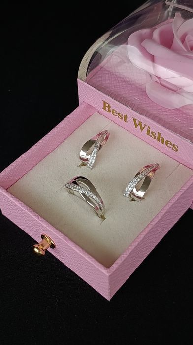 Новое поколение серебряных изделий.Серьги и кольцо необычной геометрии