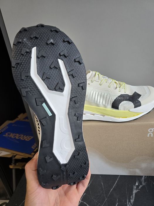 On Running Cloudultra Pro 43 si 44 Noi!