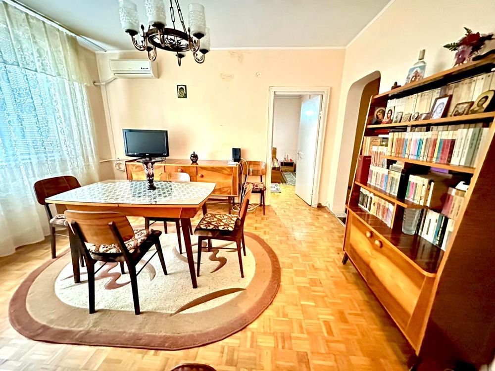 Vand apartament 2 camere bulevardul republicii