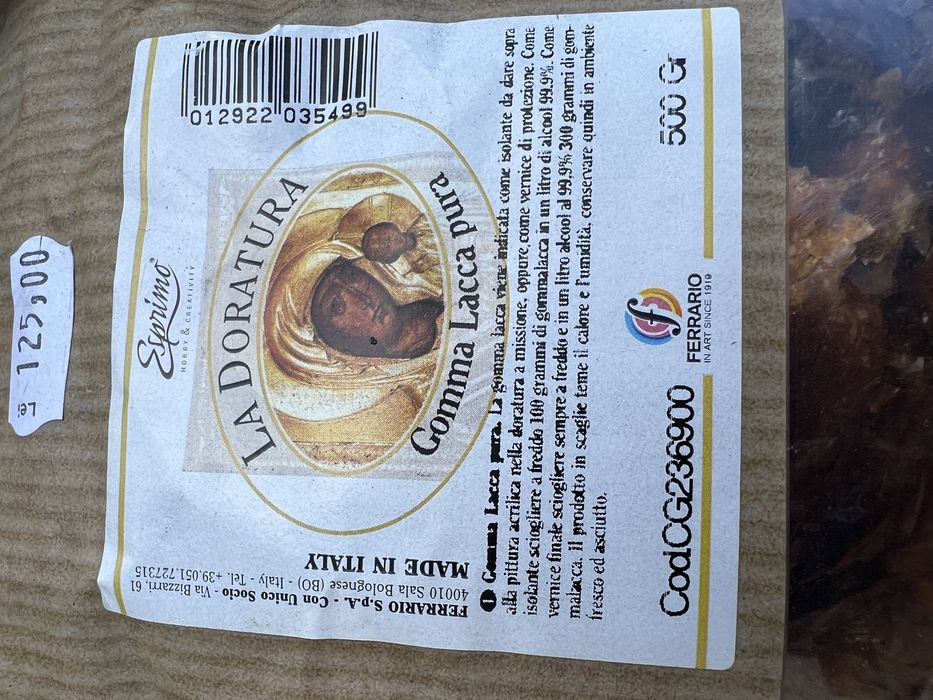 Serlac/shellac fulgi