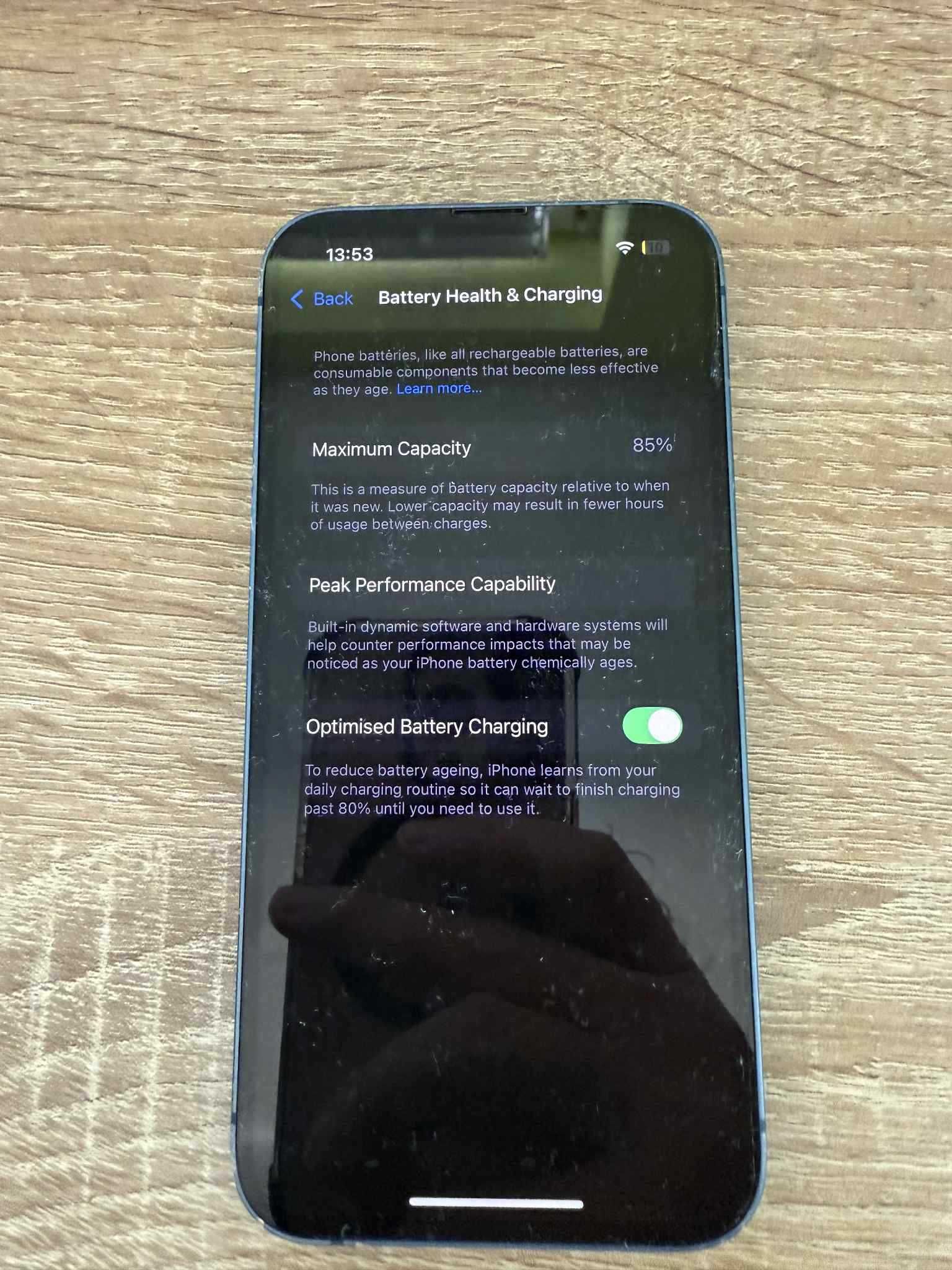 Продавам iPhone 13 128GB