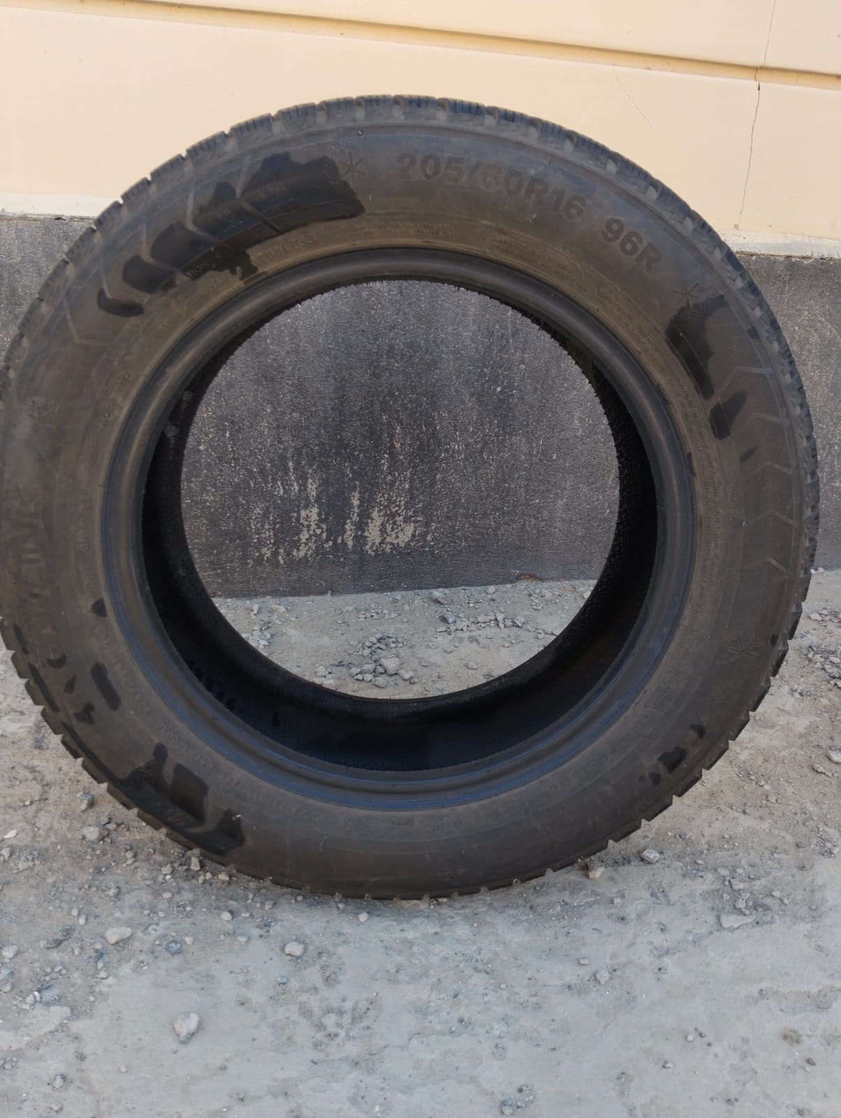 Продом зимние шины, Triangle 205/60R16