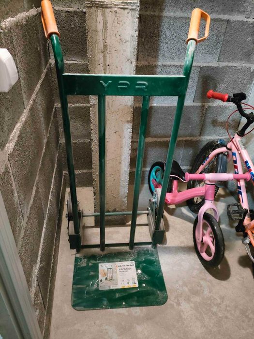 Транспортна Количка за стълби 200 кг