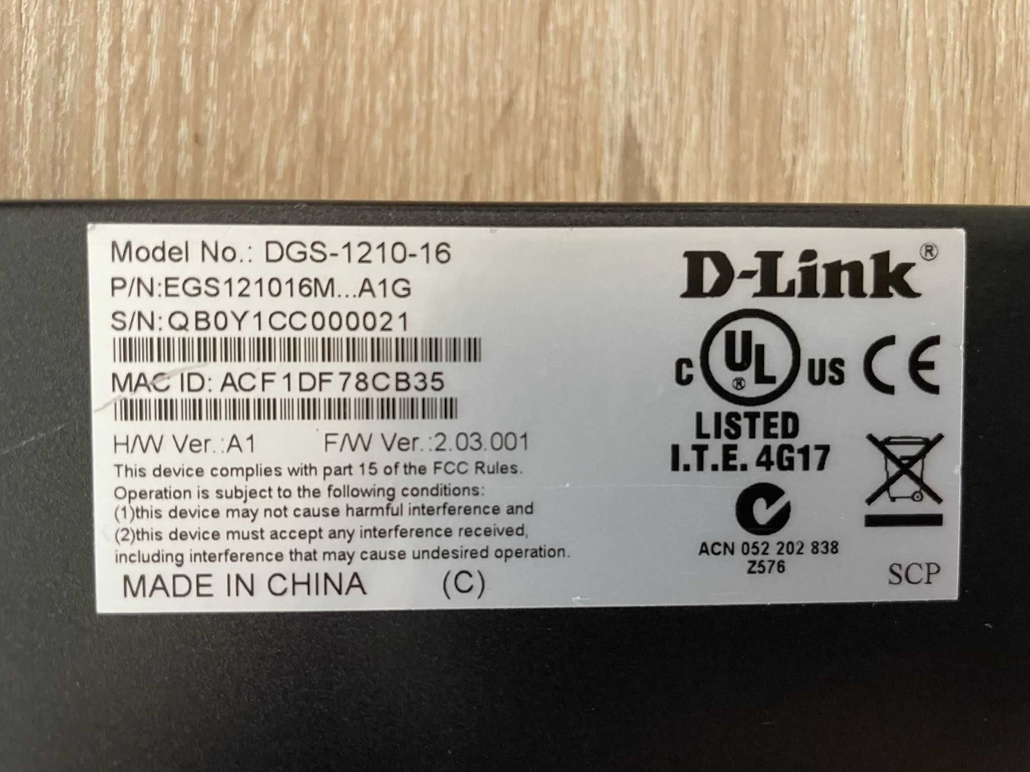 Switch cu 16 porturi D-Link DGS-1210-16