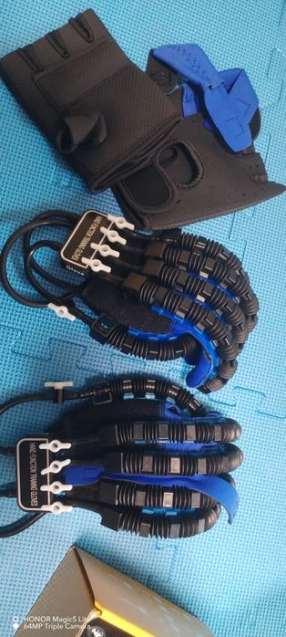 Ръкавици за раздвижване