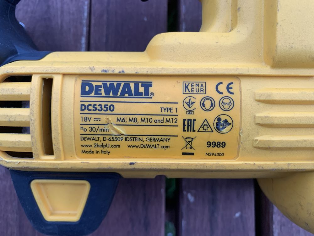 DeWALT DCS350/ машина за рязане на шпилки