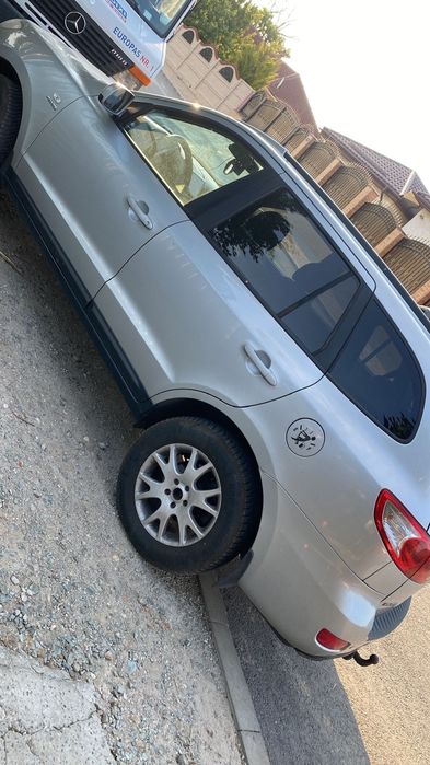 Vand sau schimb hyundai santafee