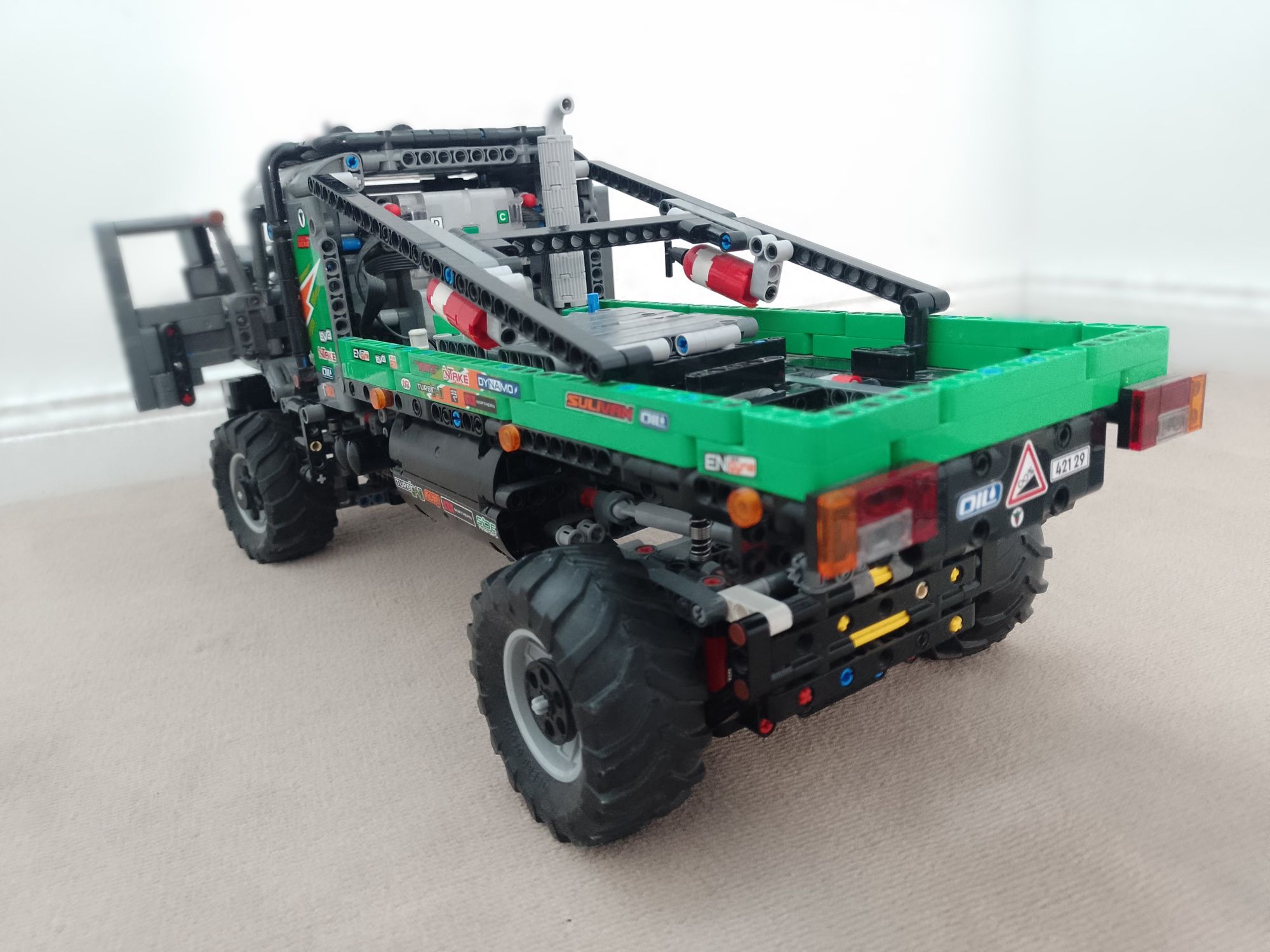 Lego Technic Benz Zetros 42129