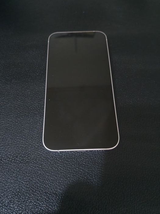 iPhone 14 128 GB, 84% baterie + Apple Watch