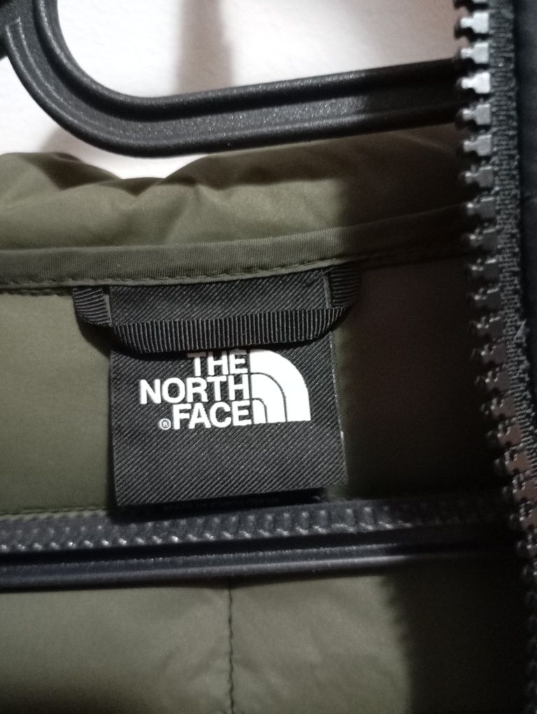 Geaca NORTH FACE, mărime M