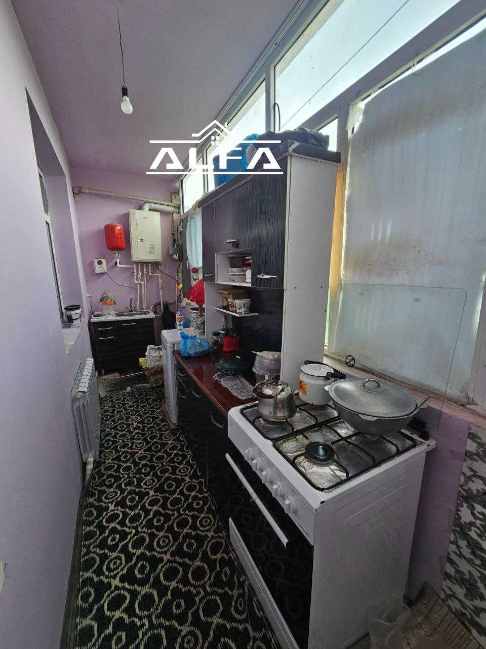 1 xonali 42m² 1-qavat. 
J