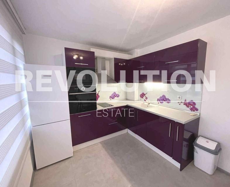 Тристаен апартамент в района на Лятно кино Тракия!