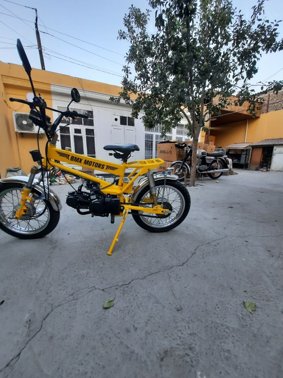 Moto  BMX 125 kub  samadiniy