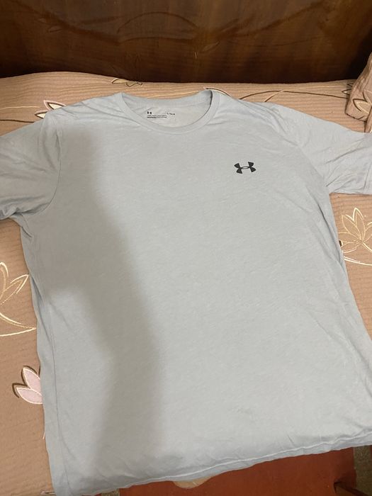 Тениска Under Armour L размер