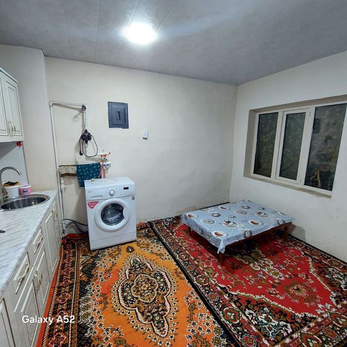 Продаю  0,8 соток 2 комнаты