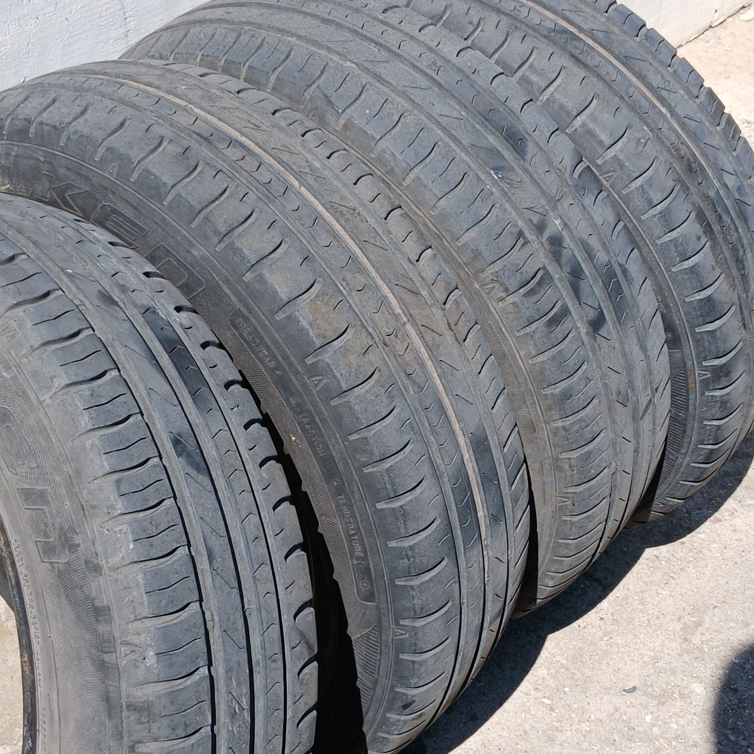 Летни гуми 165/70/14 Falken