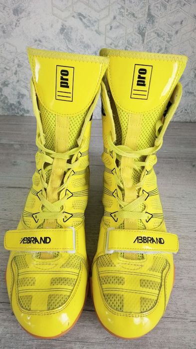 Продам боксёрки.