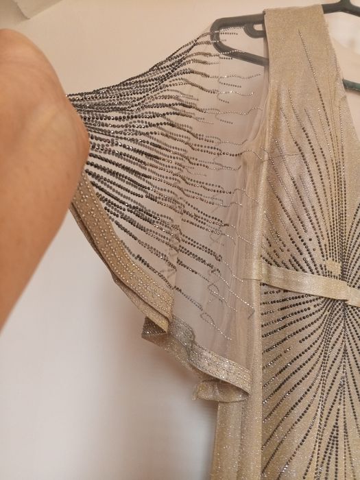 Продам платье вечернее. Новое