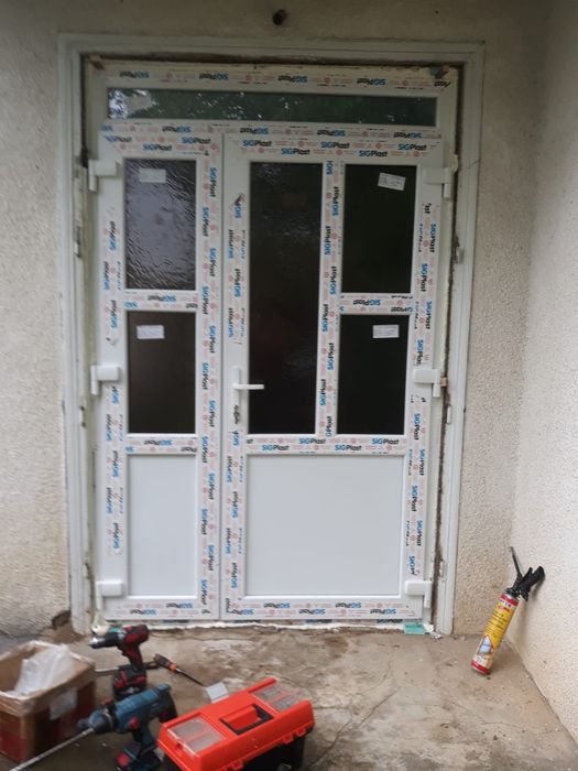 Termopane ferestre,uși și Rulouri exterioare aluminiu