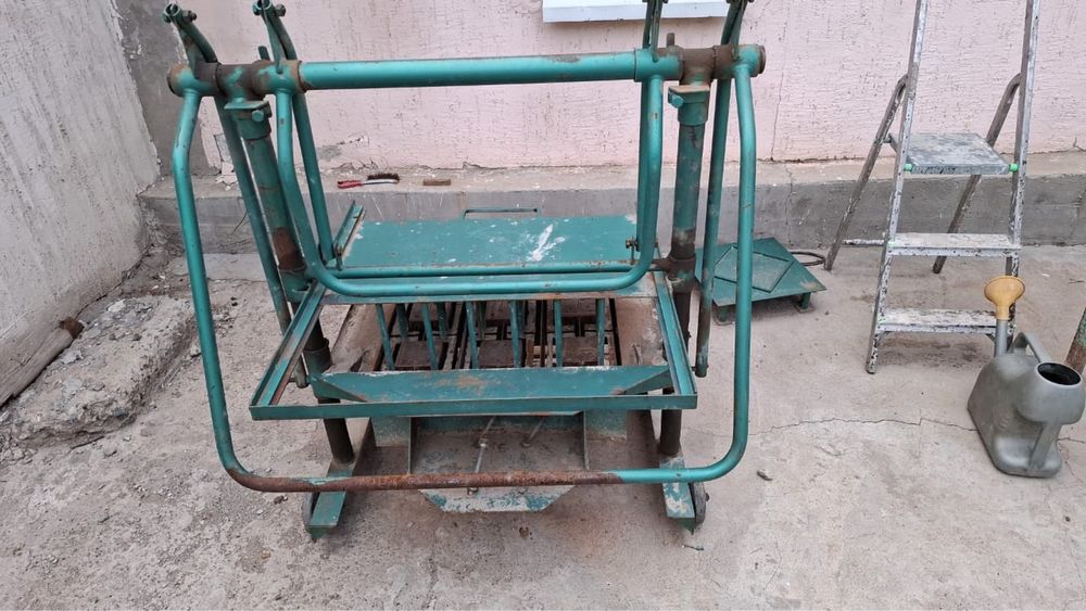 Станок для кирпичей
