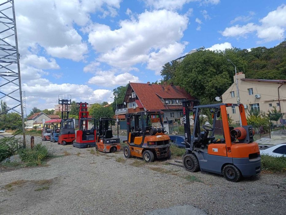 Вишки,Мотокари ,Ричтраци,стакери,колички под наем-гр.Русе