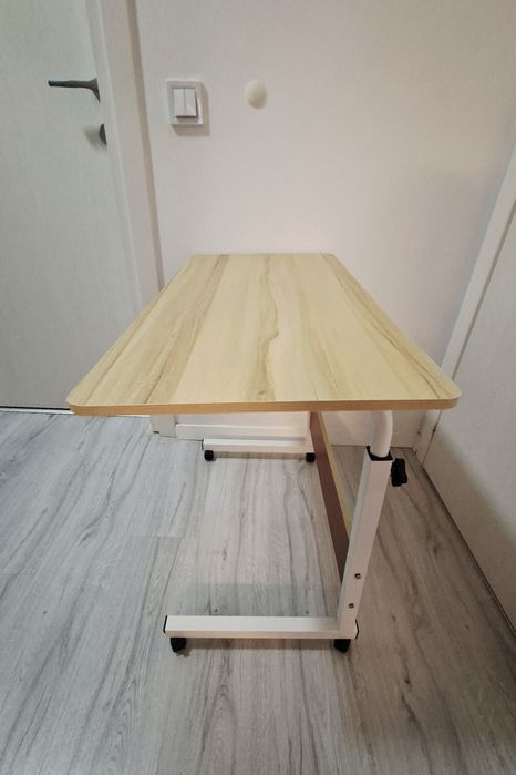 Masuta laptop stejar