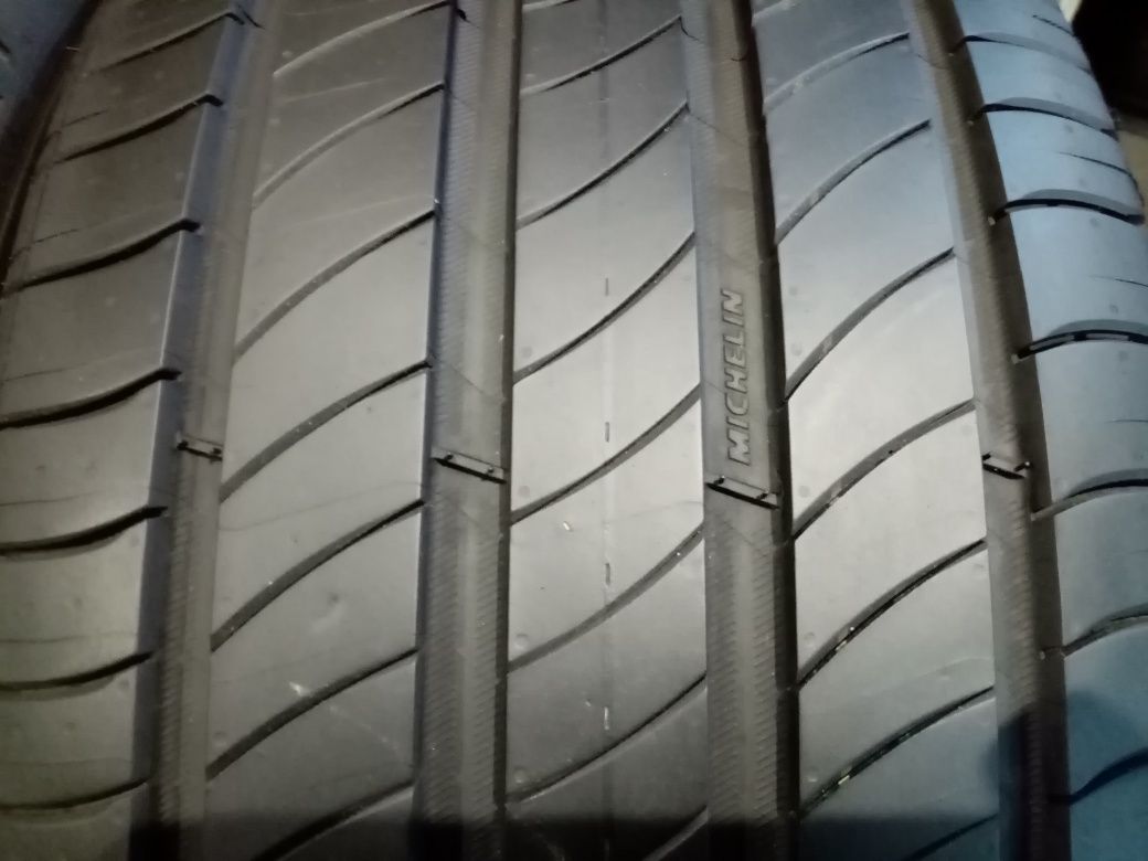 Anvelope de vara 235 40 18 Michelin Primacy4 2022