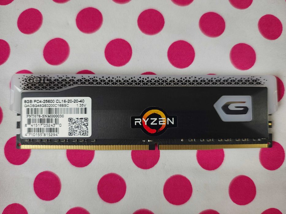 Memorie Ram Geil Orion RGB 8 GB DDR4 3200MHz, RGB.