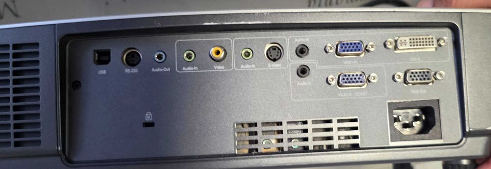 Videoproiector Optoma EP747 - import Germania