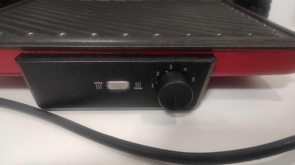 Електрическа скара BOSCH TCG4104